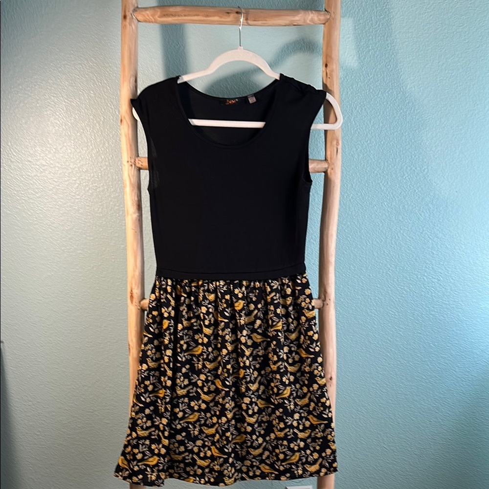 Dex Black Sleeveless Fit and Flare Dress Casual